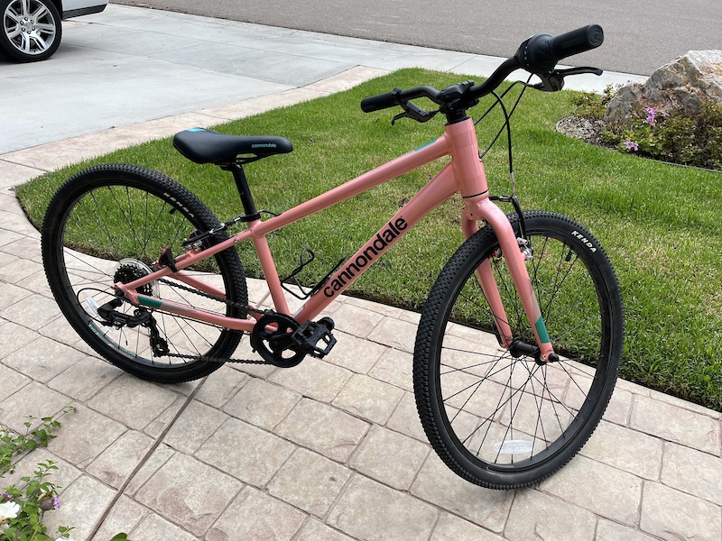 Incycle Bicycles Cannondale Quick 24 Bike Cannondale Quick Pink