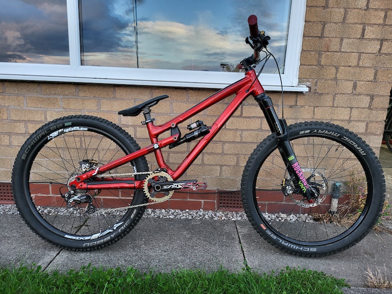 Commencal Absolut SX Kyle Straight 4X For Sale