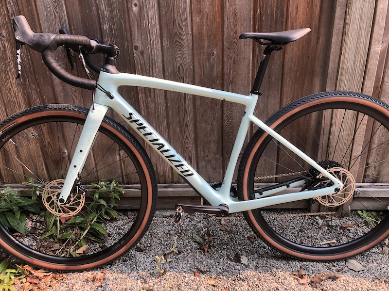 2022 Specialized Diverge Sport Carbon For Sale
