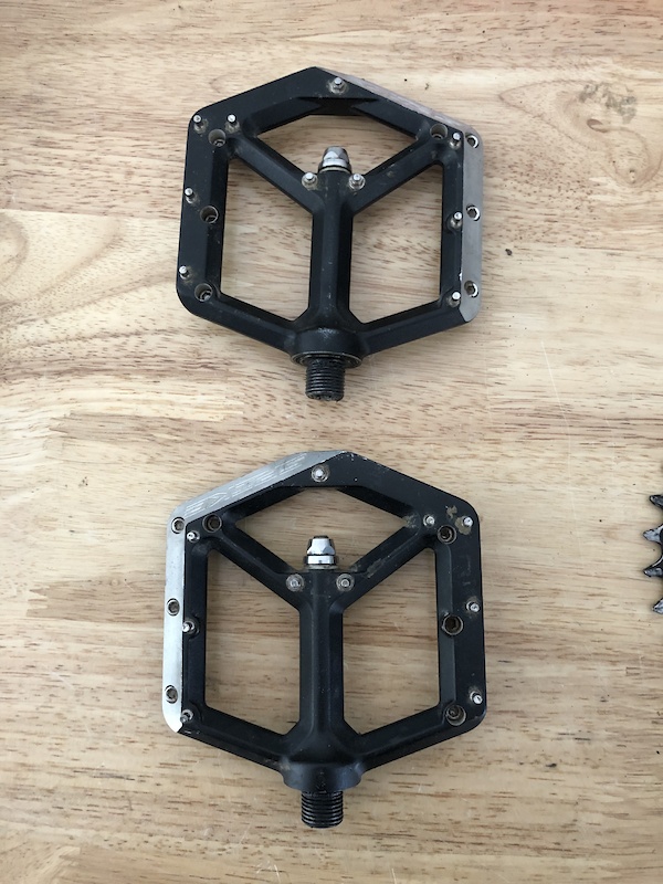 spank spike platform pedals