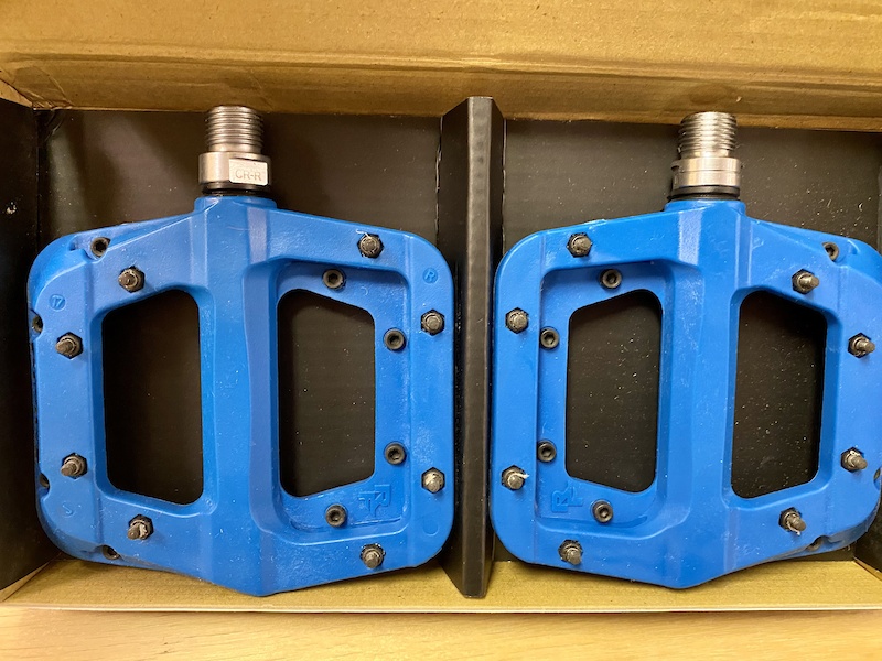 rei chester pedals