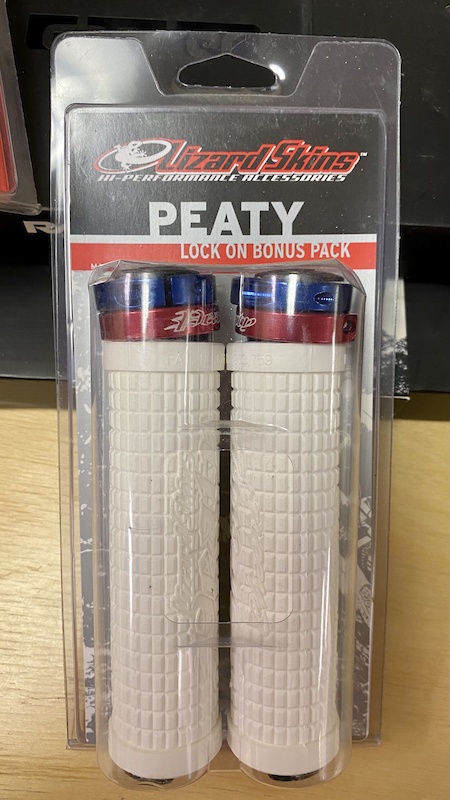 Grips LIZARD SKINS PEATY SIGNATURE Lock-On Gris main image 1