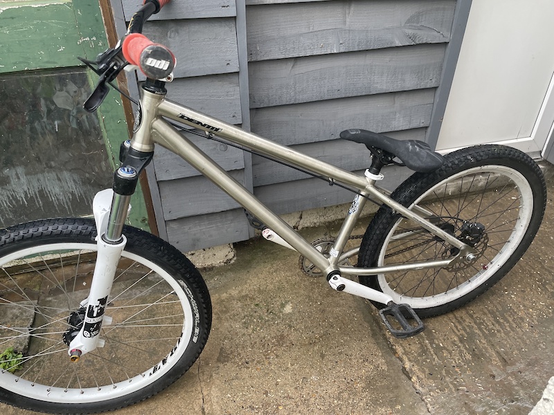 Dirt jump bike For Sale