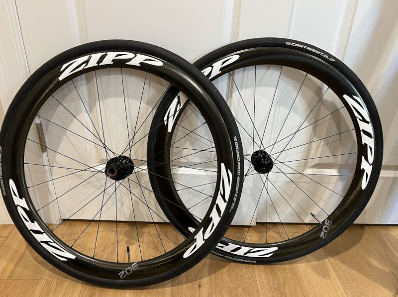 Zipp 302 Disc Carbon Wheelset Nearly New For Sale
