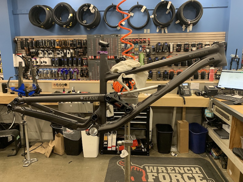 commencal clash frame