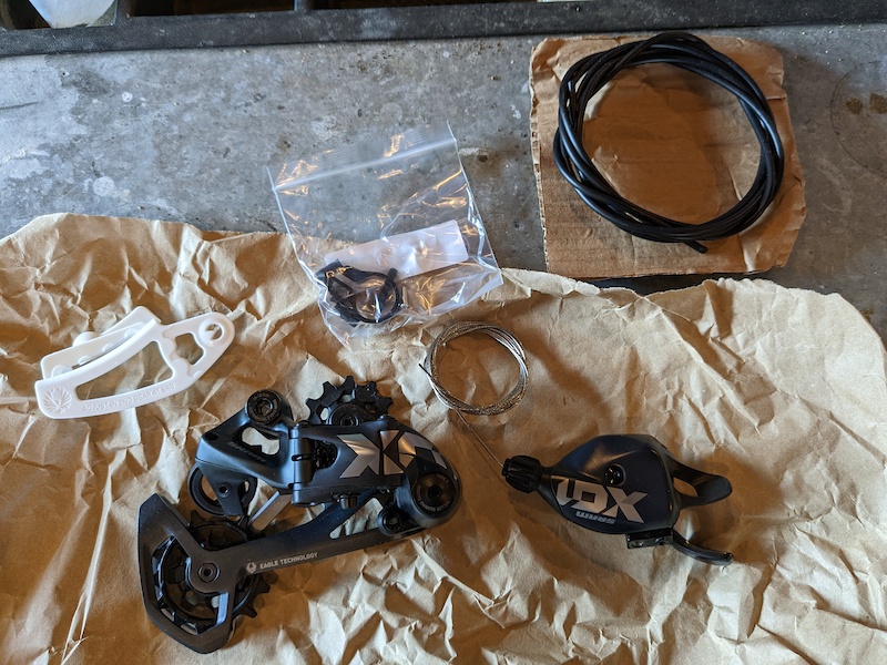 2022 SRAM X01 Eagle 12sp Derailleur and shifter For Sale