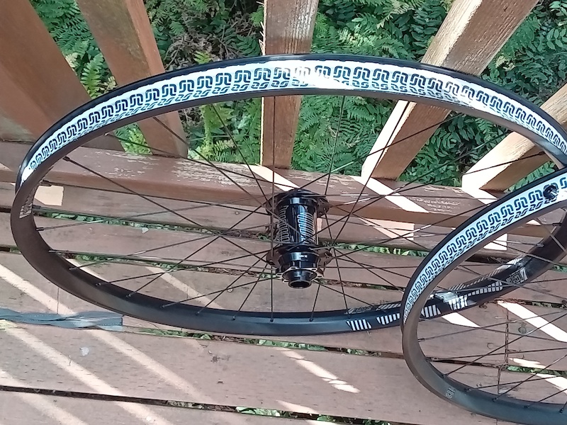 2020 LG1 PLUS DOWNHILL 7 SPEED WHEELS For Sale