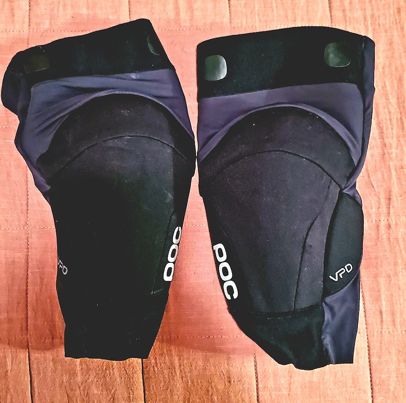 poc dh knee pads