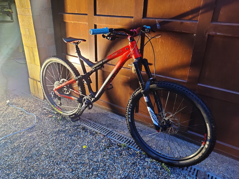 2016 COMMENCAL META AM V4 red For Sale