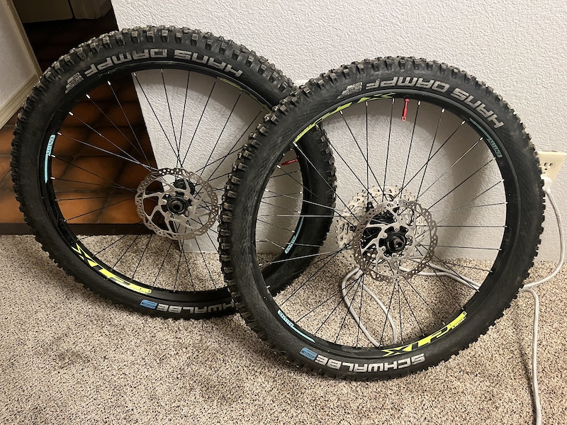 2022 27.5 wheelset 35mm NEW tires For Sale