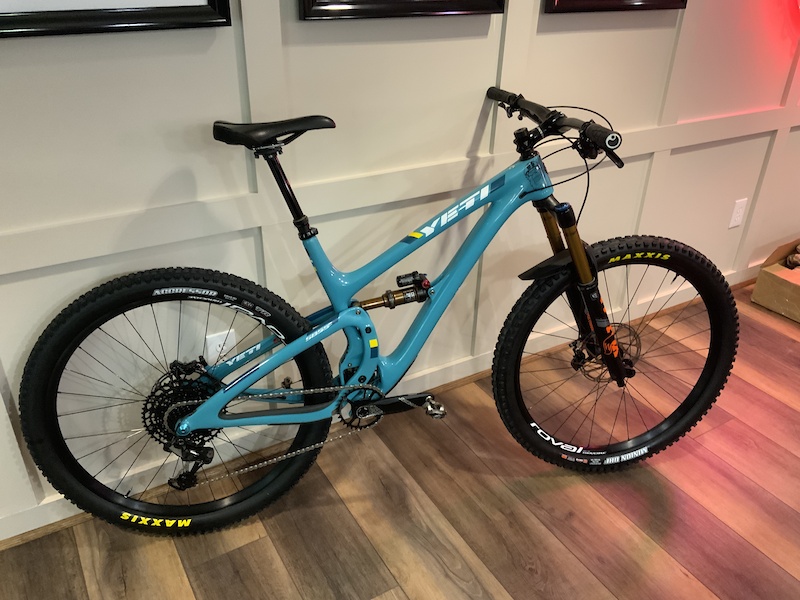 2019 YETI SB 5.5 TURQ Large For Sale