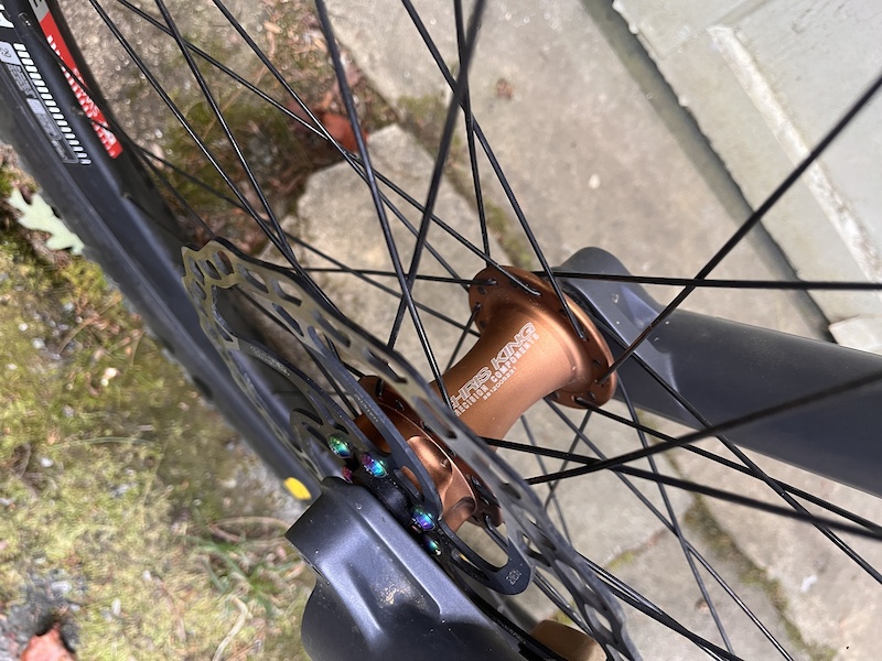 chris king bottle cage