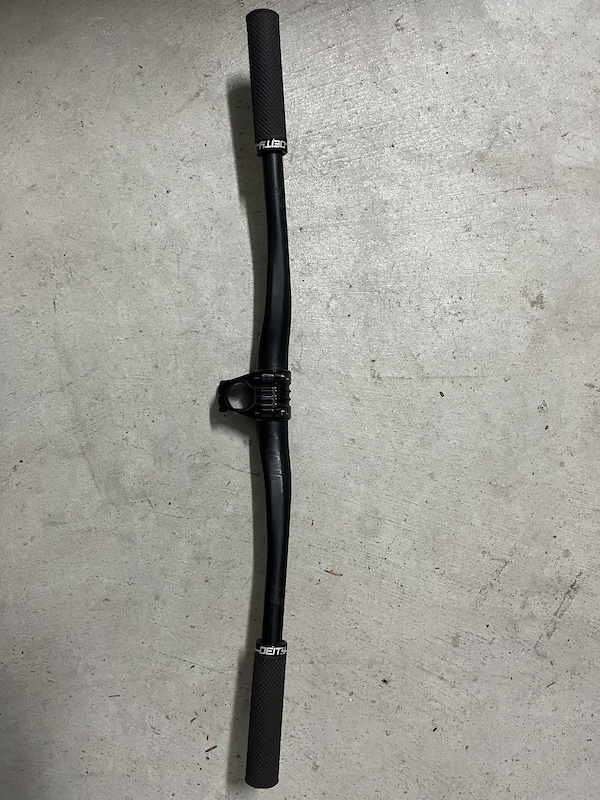 deity carbon