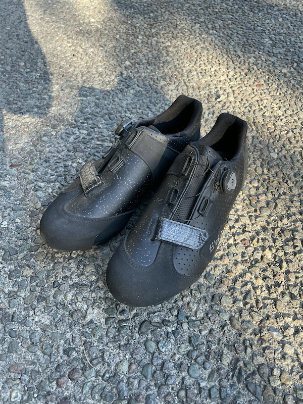 fizik clipless shoes