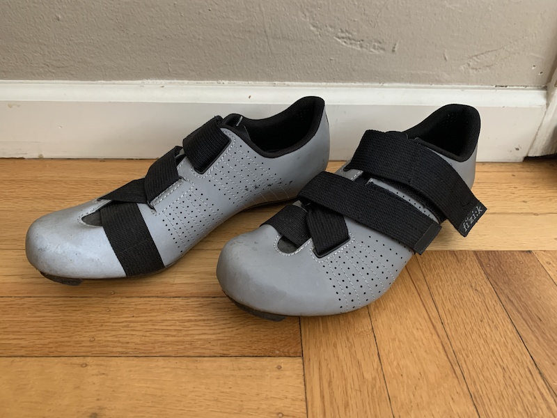 Chaussures Cyclisme Fizik Tempo Powerstrap R5 – Bleu/noir – Pointure 42 EU – Unisexe