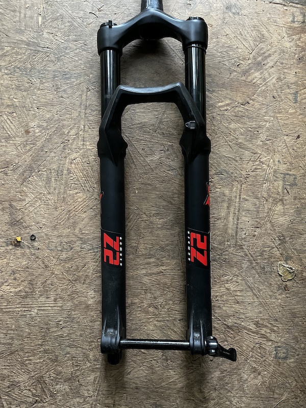 MARZOCCHI XC 700 steerer 1-1/4 EUR 300,00 - FR
