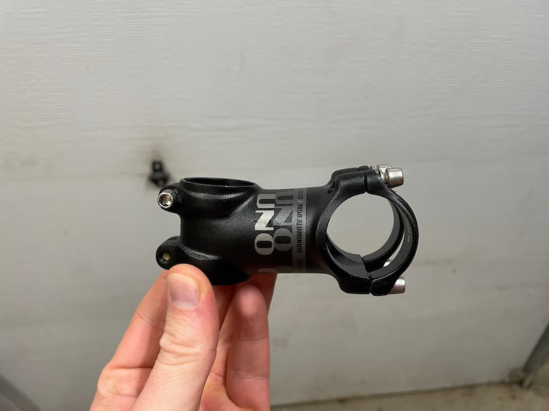 2021 UNO 60mm 31.8mm stems For Sale