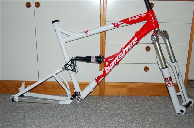 08 Pyre Frame and Manitou fork