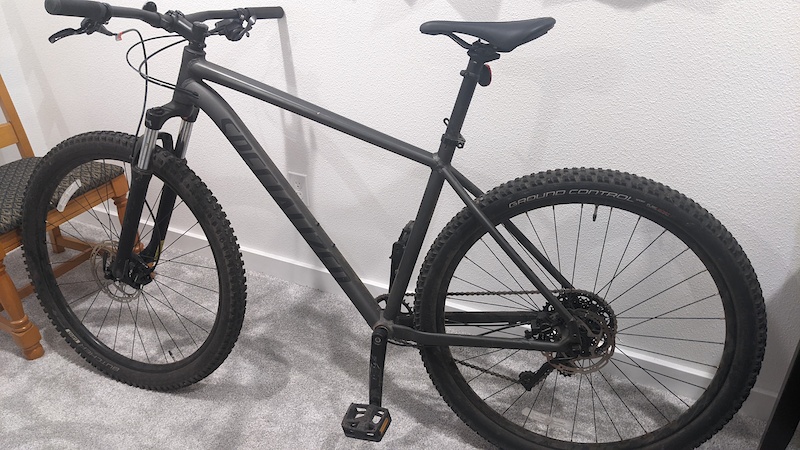 2021 Specialized Rock Hopper size XL For Sale