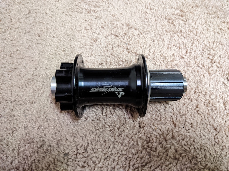 2005 Hadley hub for 2004 santa cruz V10 140x15mm For Sale