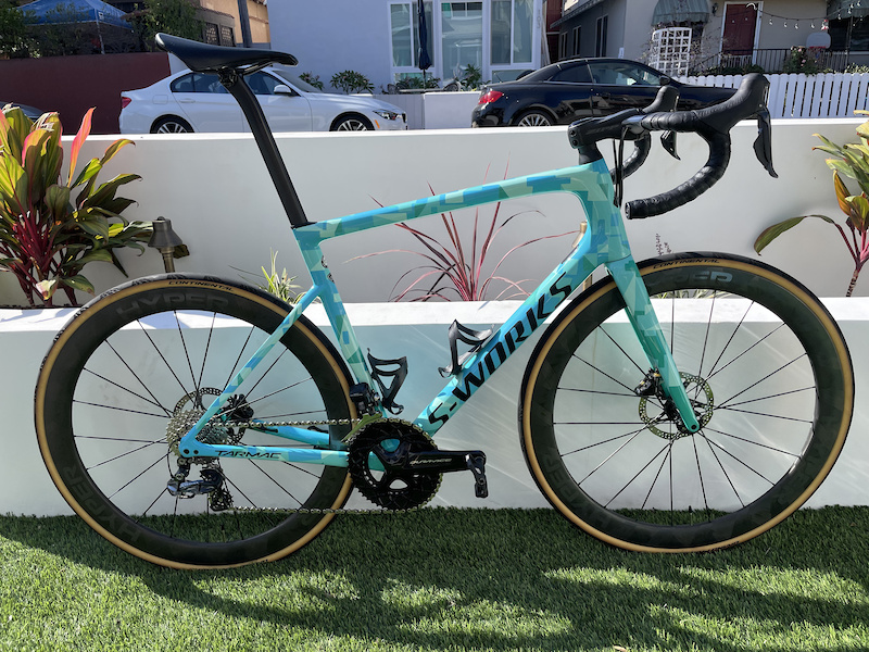 2019 S-Works Tarmac 58cm Acid Mint For Sale