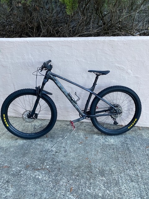 trek roscoe 7 pedals