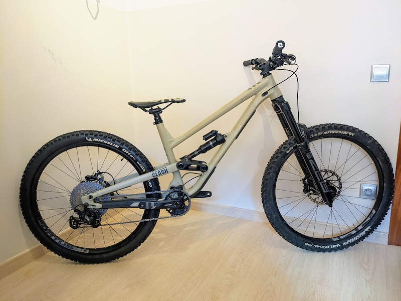 2021 Commencal Clash For Sale