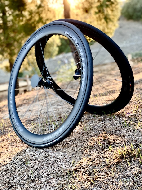 2022 Bontrager Aeolus Comp 5 Disc Wheel set For Sale