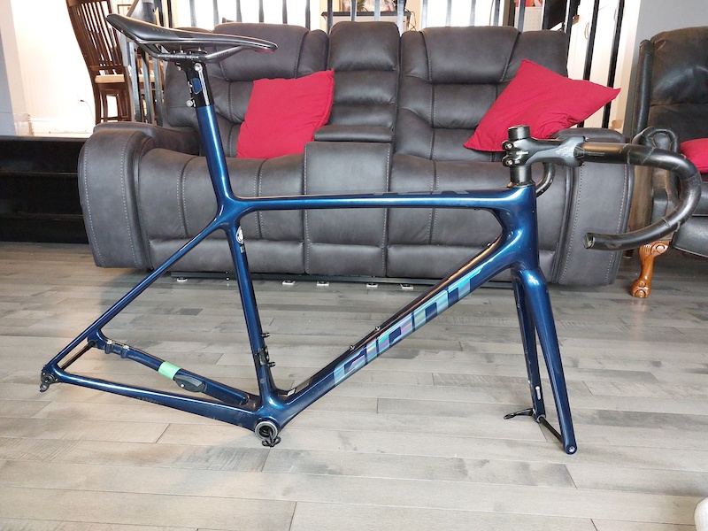 Giant tcr advanced sl 2024 disc 2020