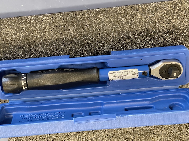 2022-park-tool-tw-5-2-torque-wrench-2-to-14-nm-new-for-sale