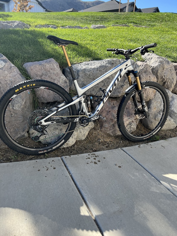 pivot trail 429 enduro build