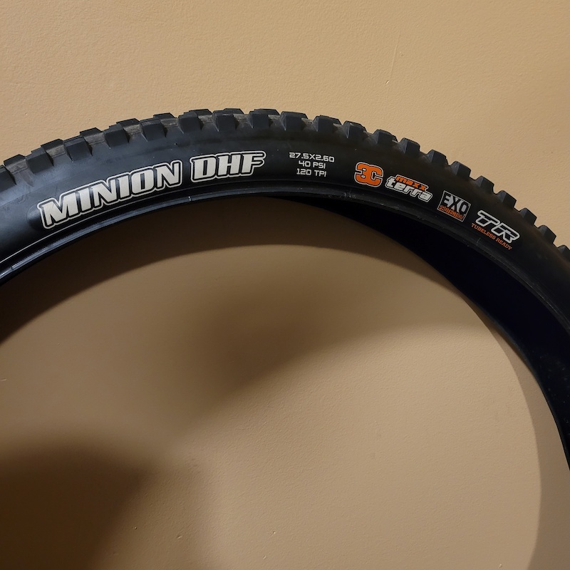 maxxis minion dhf 27 5x2 4