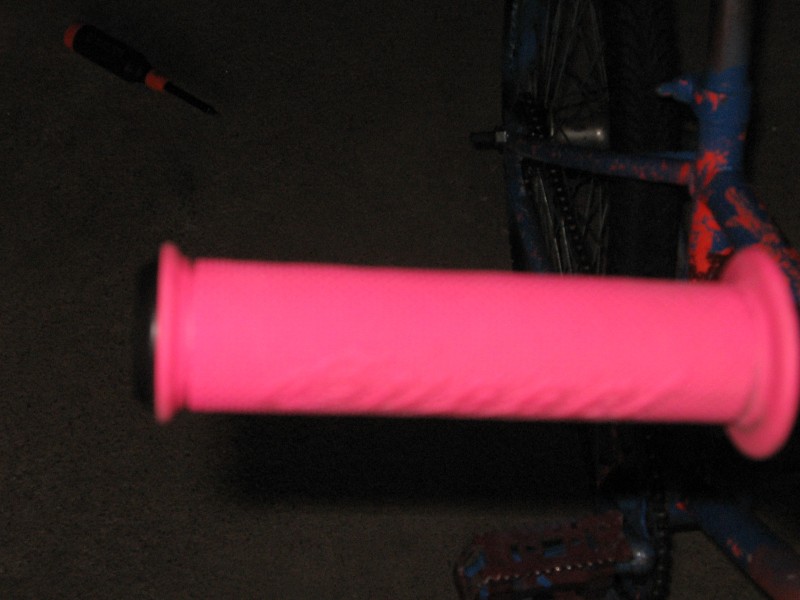 pink gusset grips