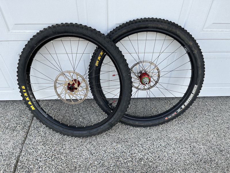 2021 29” WTB & Hope wheels with Hope Pro4 hubs For Sale