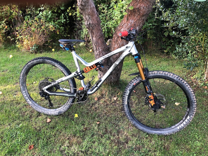 2018 Commencal Meta AM V4.2 NZ Edition For Sale