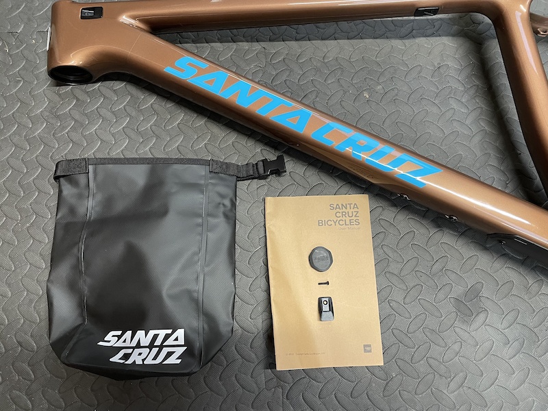 2021 Santa Cruz Carbon Chameleon For Sale