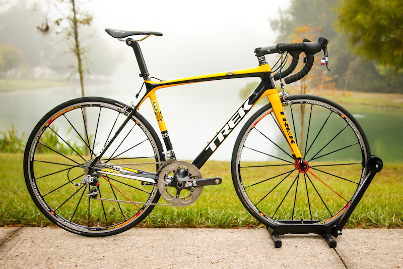 Trek madone best sale 6.9 ssl price