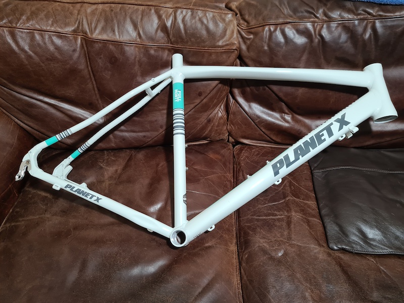 planet x full monty frame