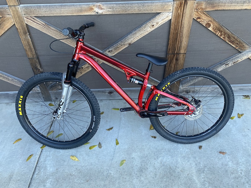 specialized slopestyle bike