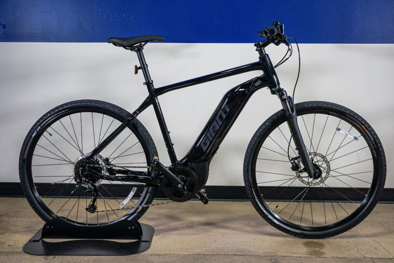 2021 giant roam e 