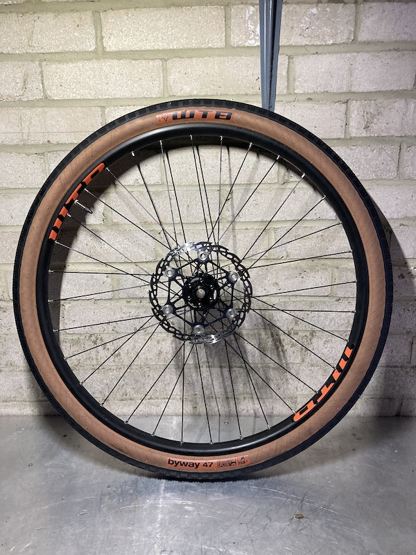 hope 650b gravel wheels