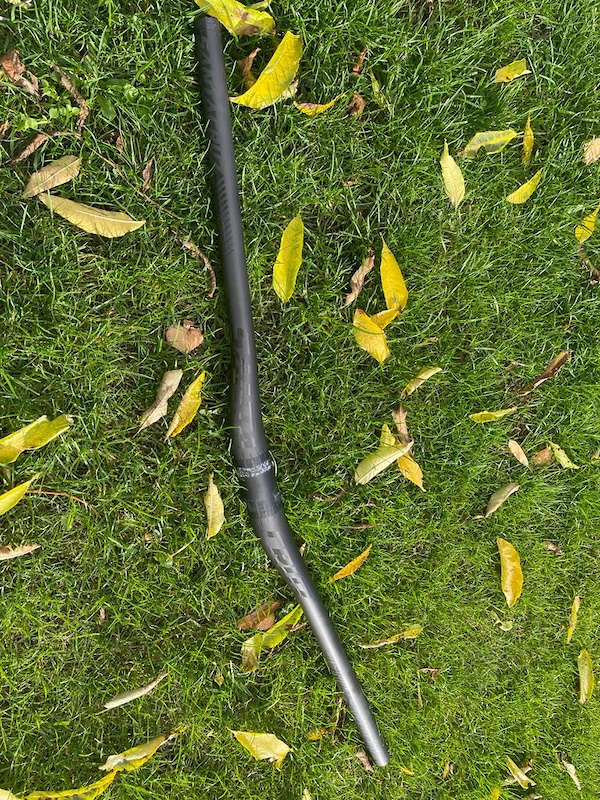 santa cruz carbon handlebar