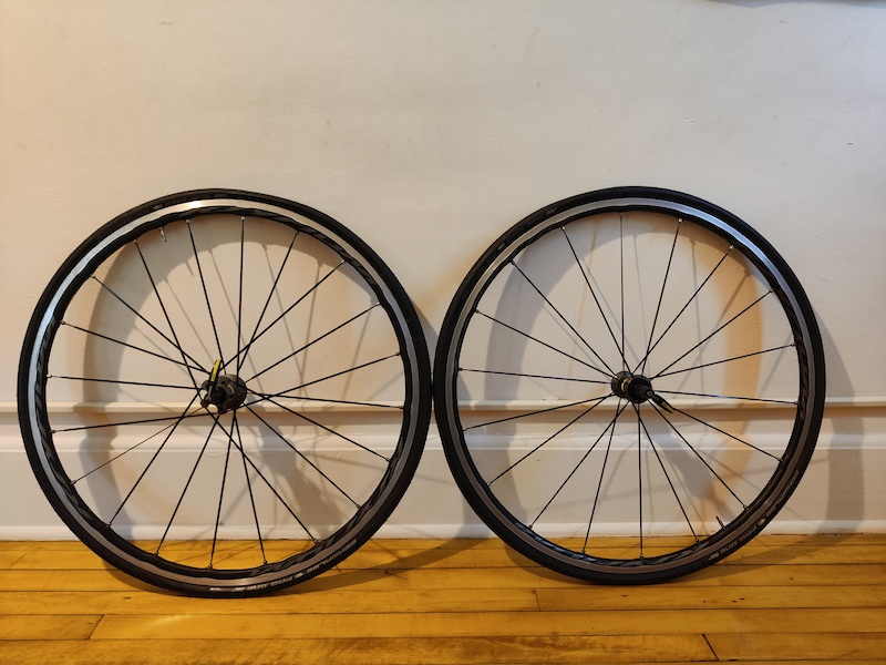 Mavic ksyrium best sale carbon wheelset