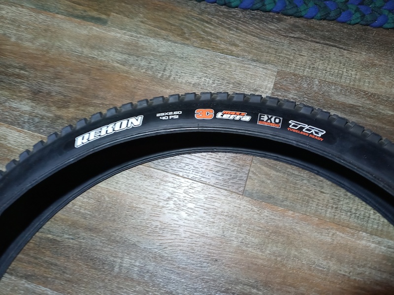 Maxxis REKON Plus M349 MTB Reifen, 2.80 Zoll, TR EXO 3C MaxxTerra, 2er Pack, Schwarz