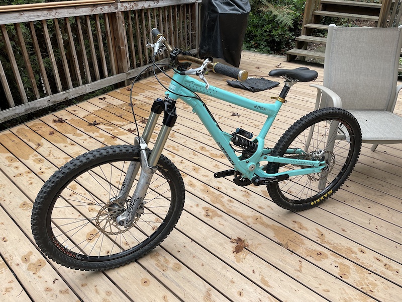 commencal supreme 4.2