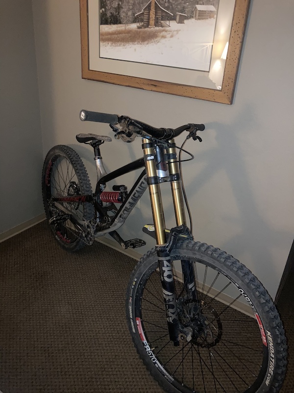Commencal Furious 2018 - Horské celoodpružené bicykle - MTBIKER bazár Commencal Furious 2018 - Horské celoodpružené bicykle - MTBIKER bazár