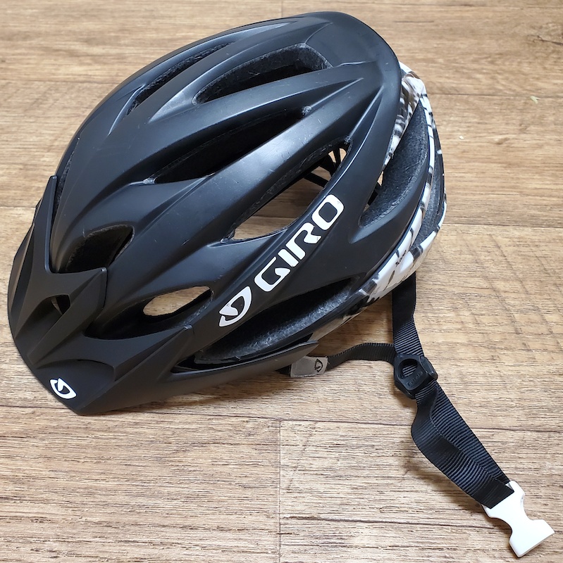 Giro xara helmet hot sale