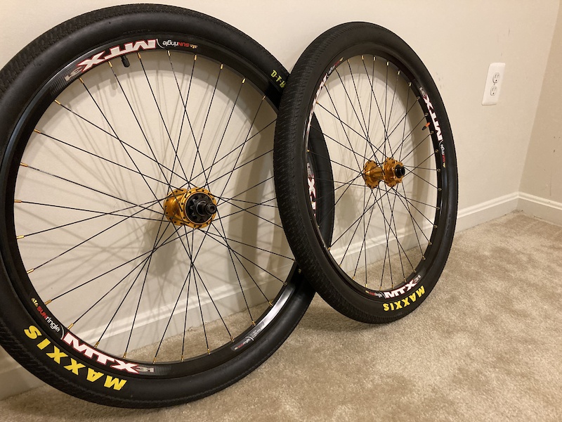 elite wheel on trainer