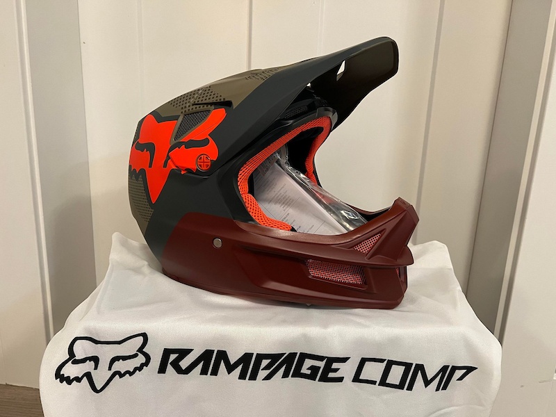 2022 NEW Fox Rampage Comp (Large) with tags For Sale