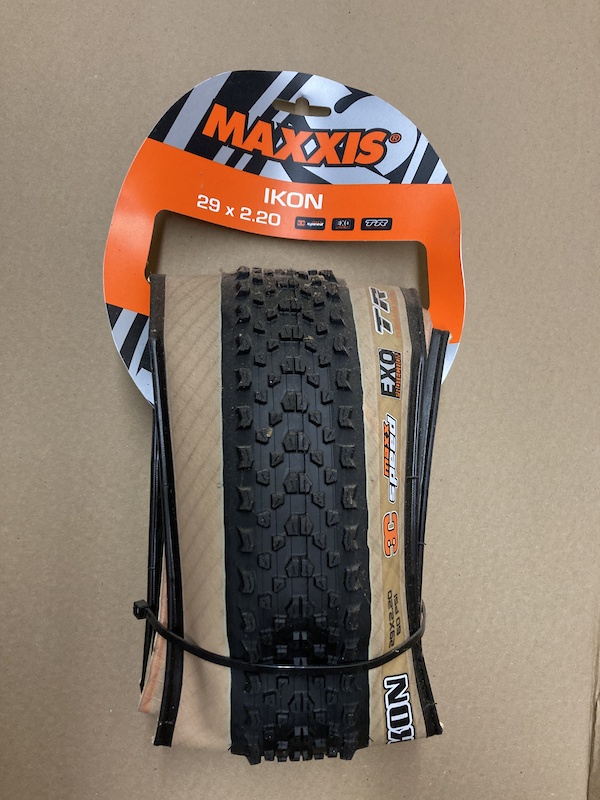 maxxis ikon 27.5 2.35